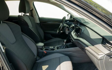 Skoda Octavia IV, 2021 год, 2 300 000 рублей, 14 фотография