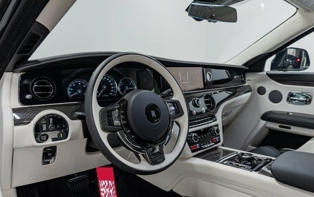 Rolls-Royce Ghost Series II рестайлинг, 2024 год, 37 990 000 рублей, 13 фотография