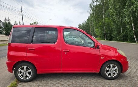 Toyota FunCargo, 2000 год, 330 000 рублей, 1 фотография