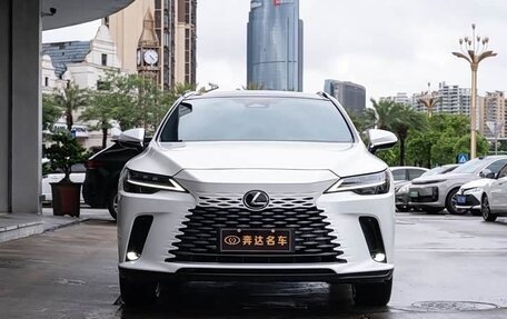 Lexus RX IV рестайлинг, 2023 год, 8 100 000 рублей, 2 фотография