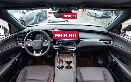 Lexus RX IV рестайлинг, 2023 год, 8 100 000 рублей, 10 фотография
