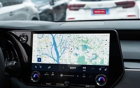 Lexus RX IV рестайлинг, 2023 год, 8 100 000 рублей, 8 фотография