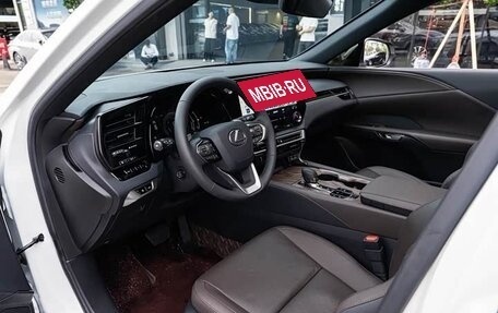 Lexus RX IV рестайлинг, 2023 год, 8 100 000 рублей, 9 фотография