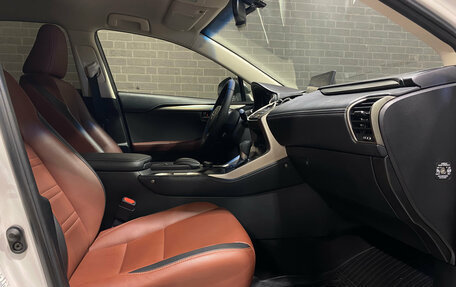Lexus NX I, 2017 год, 2 990 000 рублей, 10 фотография