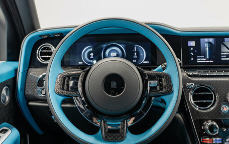 Rolls-Royce Cullinan, 2026 год, 69 790 000 рублей, 17 фотография