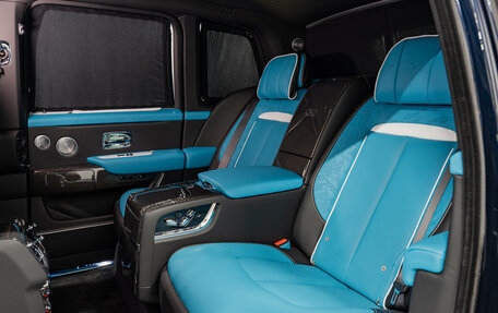 Rolls-Royce Cullinan, 2026 год, 69 790 000 рублей, 27 фотография