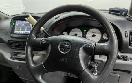 Nissan Serena II, 2001 год, 680 000 рублей, 11 фотография