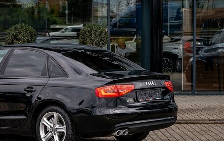 Audi A4, 2015 год, 1 325 000 рублей, 10 фотография