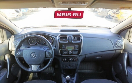 Renault Logan II, 2015 год, 680 000 рублей, 14 фотография