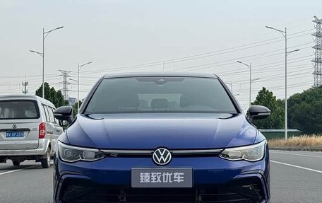 Volkswagen Golf VIII, 2023 год, 1 763 000 рублей, 2 фотография