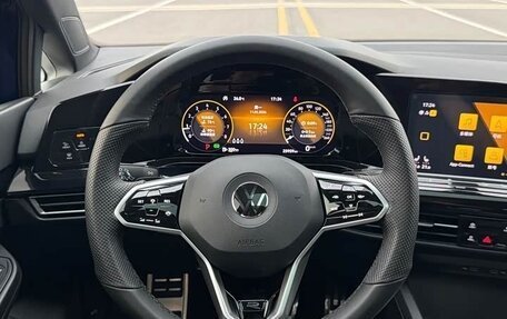 Volkswagen Golf VIII, 2023 год, 1 763 000 рублей, 13 фотография