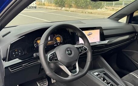 Volkswagen Golf VIII, 2023 год, 1 763 000 рублей, 12 фотография