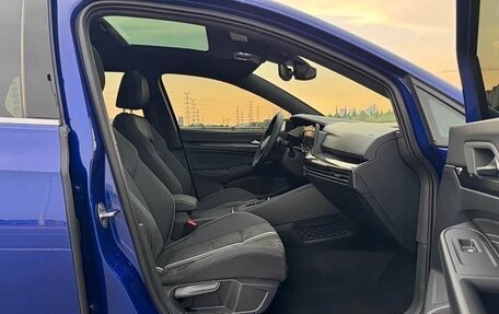 Volkswagen Golf VIII, 2023 год, 1 763 000 рублей, 24 фотография