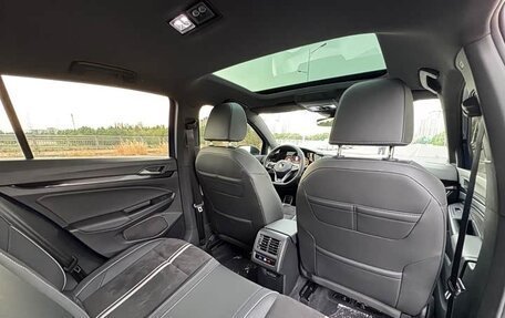 Volkswagen Golf VIII, 2023 год, 1 763 000 рублей, 26 фотография