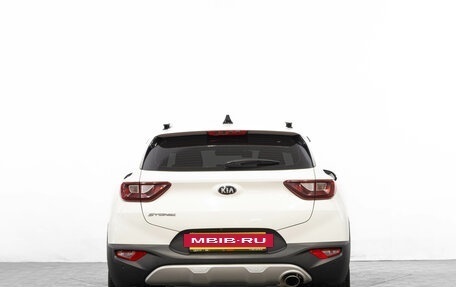 KIA Stonic, 2020 год, 1 949 000 рублей, 6 фотография