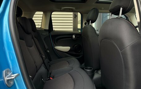 MINI Hatch, 2017 год, 1 490 000 рублей, 20 фотография