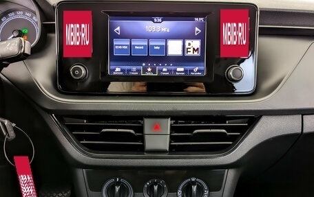 Skoda Rapid II, 2021 год, 1 355 000 рублей, 15 фотография