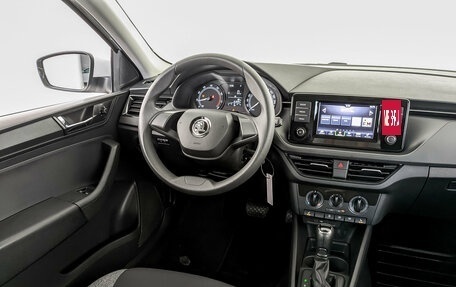 Skoda Rapid II, 2021 год, 1 355 000 рублей, 25 фотография