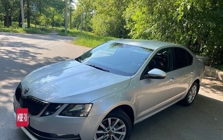 Skoda Octavia, 2017 год, 1 550 000 рублей, 2 фотография