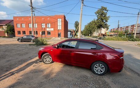 Hyundai Solaris II рестайлинг, 2017 год, 1 050 000 рублей, 3 фотография
