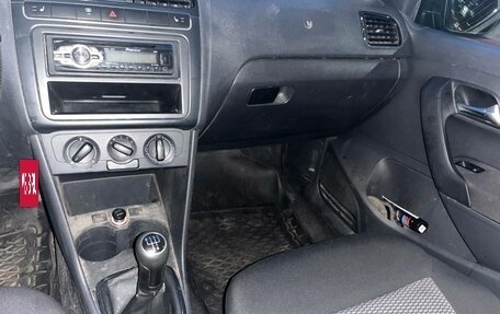 Volkswagen Polo VI (EU Market), 2011 год, 380 000 рублей, 19 фотография