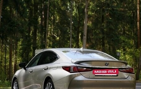 Lexus ES VII, 2019 год, 3 500 000 рублей, 5 фотография