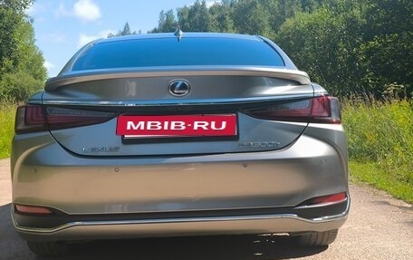 Lexus ES VII, 2019 год, 3 500 000 рублей, 21 фотография