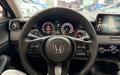 Honda Vezel, 2023 год, 1 980 000 рублей, 10 фотография