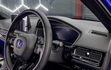 Honda Civic, 2021 год, 2 400 000 рублей, 13 фотография
