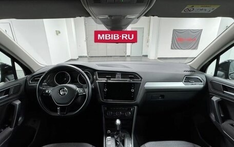 Volkswagen Tiguan II, 2020 год, 2 750 000 рублей, 11 фотография
