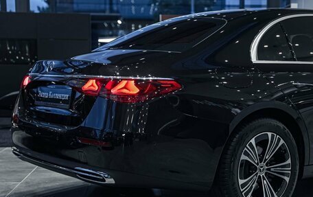 Mercedes-Benz E-Класс, 2025 год, 6 990 000 рублей, 6 фотография