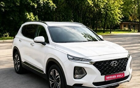 Hyundai Santa Fe IV, 2019 год, 3 650 000 рублей, 1 фотография