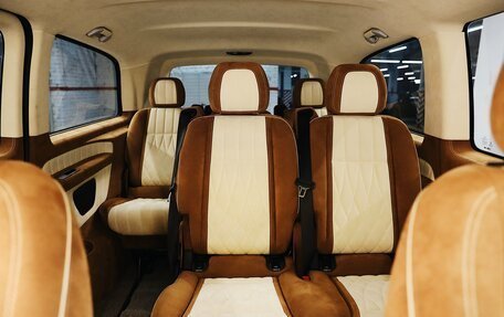 Mercedes-Benz Vito, 2019 год, 4 500 000 рублей, 17 фотография