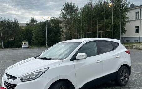 Hyundai ix35 I рестайлинг, 2013 год, 1 420 000 рублей, 2 фотография