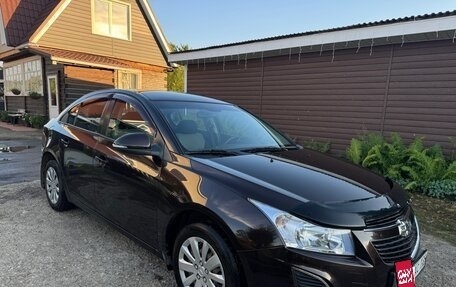 Chevrolet Cruze II, 2014 год, 700 000 рублей, 3 фотография