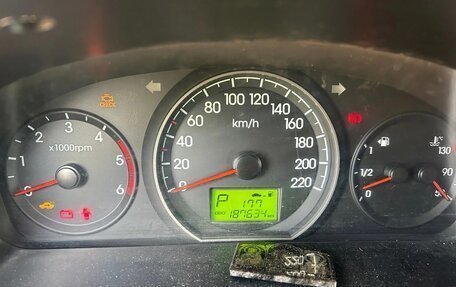 Hyundai H-1 II рестайлинг, 2015 год, 1 650 000 рублей, 6 фотография