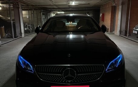 Mercedes-Benz E-Класс, 2018 год, 3 600 000 рублей, 14 фотография