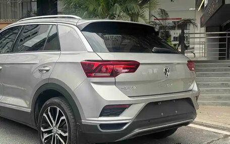 Volkswagen T-Roc I, 2021 год, 1 390 222 рублей, 7 фотография