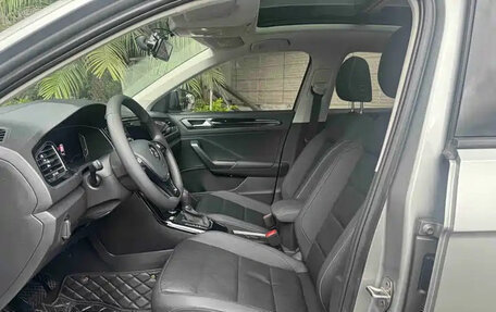 Volkswagen T-Roc I, 2021 год, 1 390 222 рублей, 12 фотография