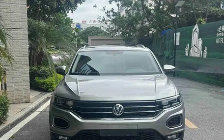 Volkswagen T-Roc I, 2021 год, 1 390 222 рублей, 3 фотография