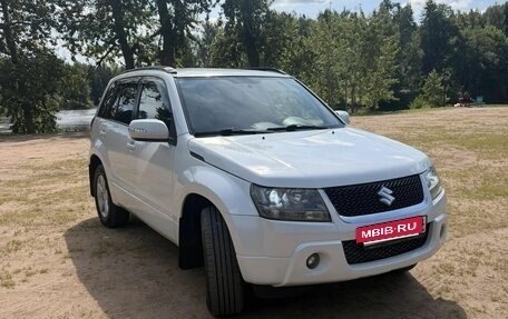 Suzuki Grand Vitara, 2010 год, 1 070 000 рублей, 2 фотография