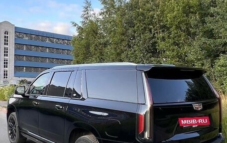 Cadillac Escalade V, 2023 год, 12 000 000 рублей, 9 фотография