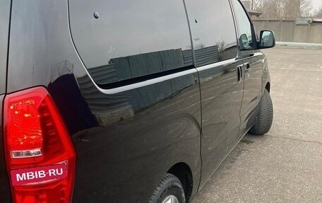 Hyundai H-1 II рестайлинг, 2018 год, 2 850 000 рублей, 7 фотография