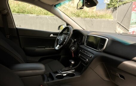 KIA Sportage IV рестайлинг, 2021 год, 2 154 000 рублей, 6 фотография