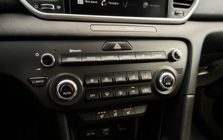 KIA Sportage IV рестайлинг, 2021 год, 2 154 000 рублей, 10 фотография