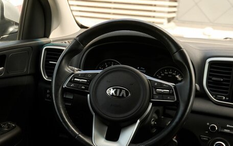 KIA Sportage IV рестайлинг, 2021 год, 2 154 000 рублей, 14 фотография