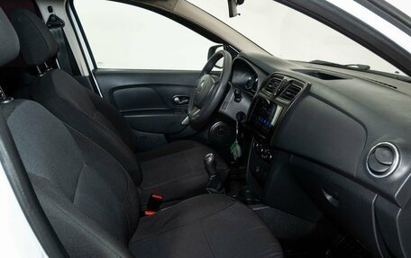 Renault Logan II, 2017 год, 440 000 рублей, 6 фотография