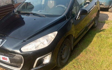 Peugeot 308 II, 2011 год, 270 000 рублей, 2 фотография