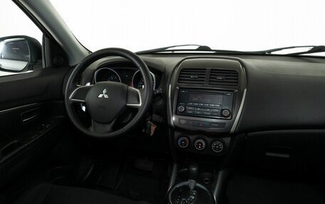 Mitsubishi ASX I рестайлинг, 2013 год, 978 000 рублей, 12 фотография