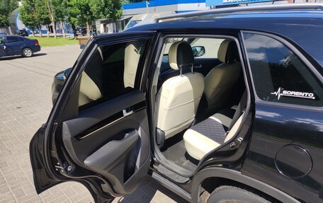 KIA Sorento II рестайлинг, 2017 год, 2 000 000 рублей, 11 фотография